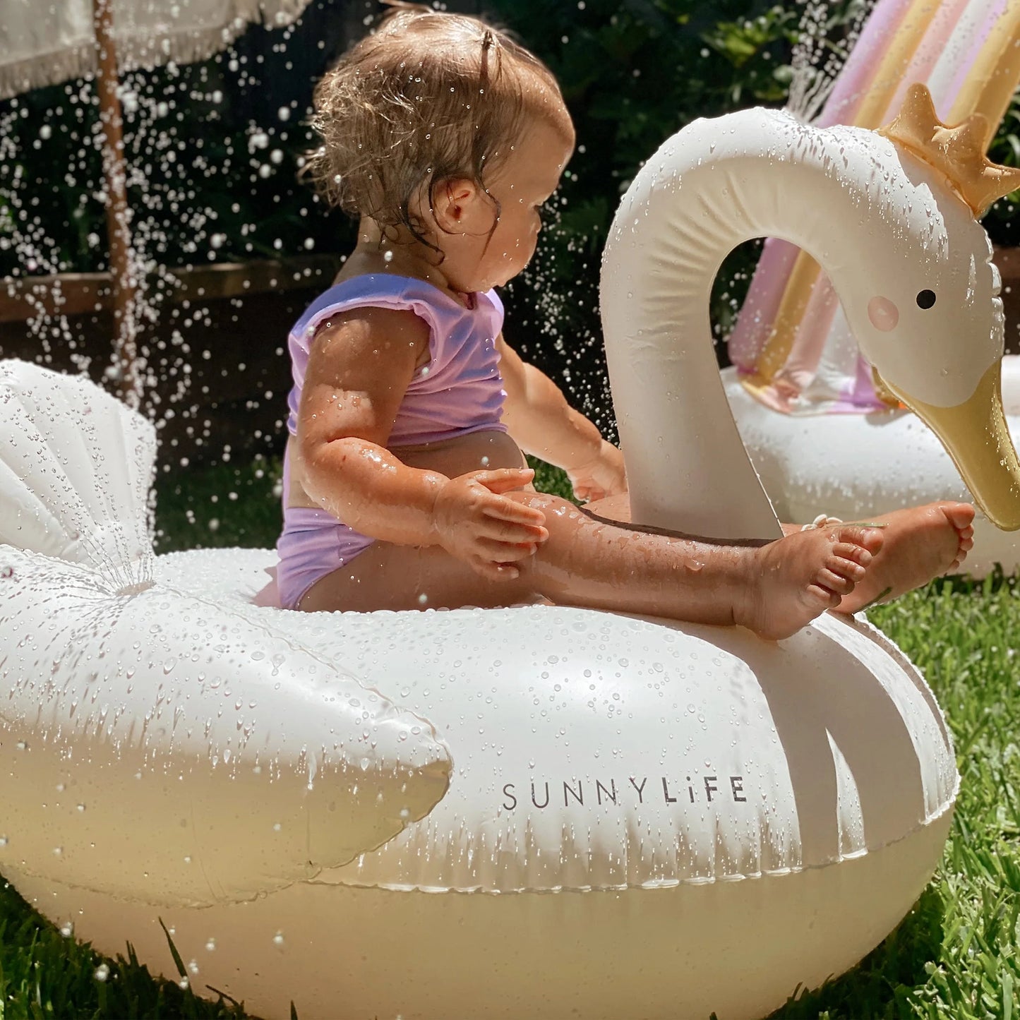 Sunny Life Inflatable Sprinkler Princess Swan