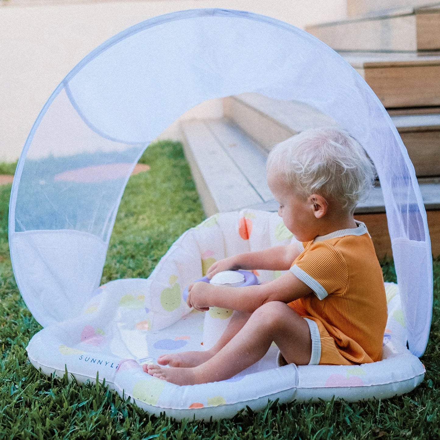 Sunny Life Baby Playmat with Shade Apple Sorbet