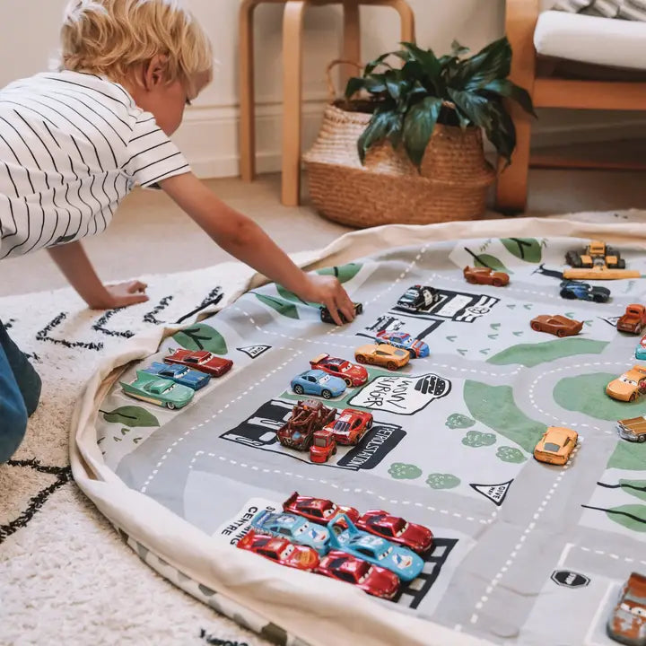 Play Pouch Wow Town Track