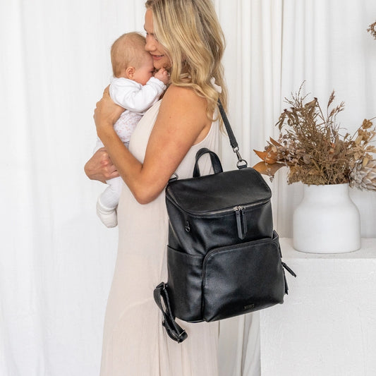 Vanchi Leather Frankie Everyday Backpack - Black